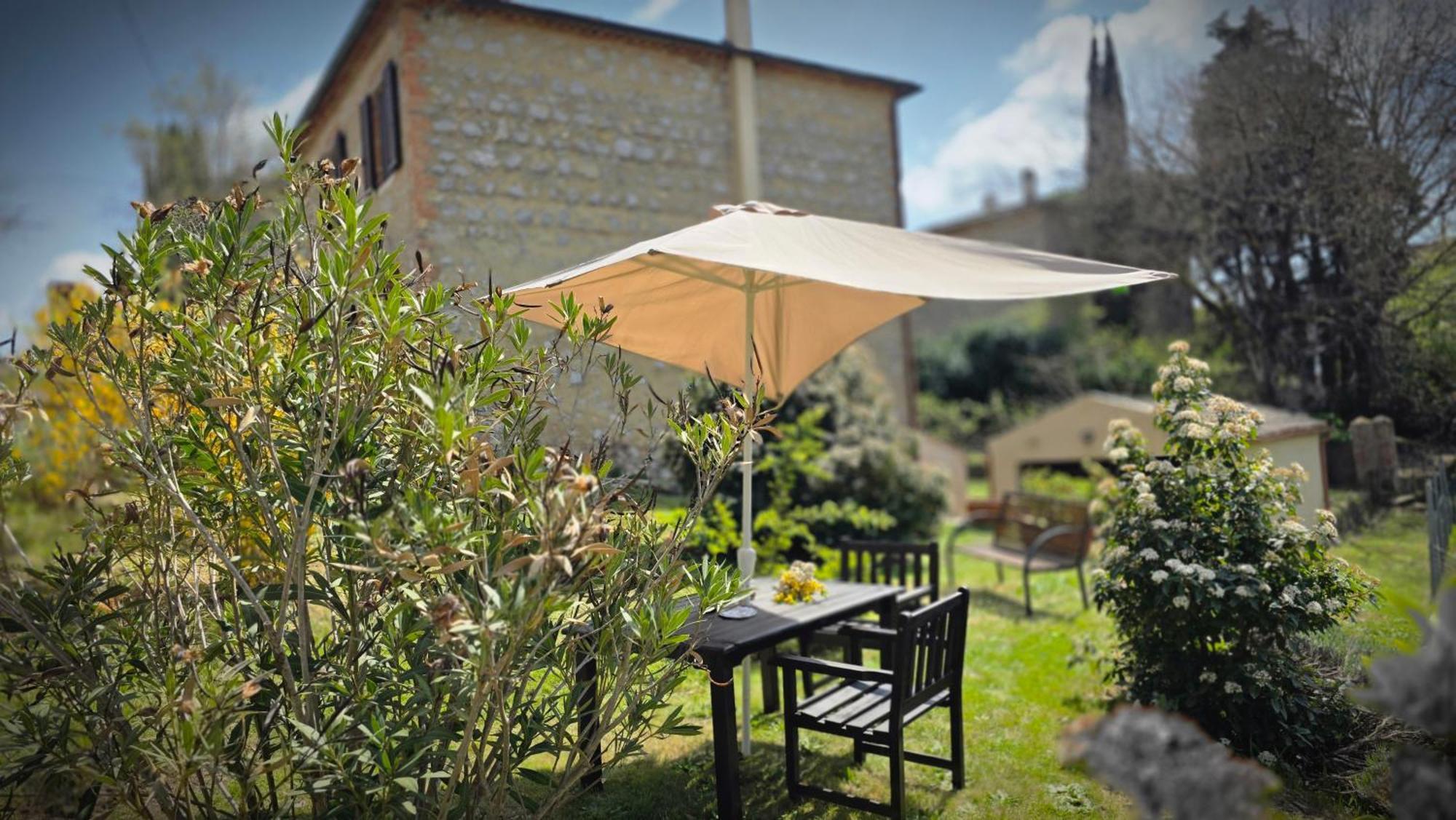 A Casa Di Gabri Villa Montefollonico Екстериор снимка